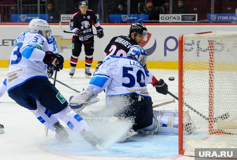    В Астане «Трактор» проиграл «Барыс» в матче регулярного чемпионата КХЛ
