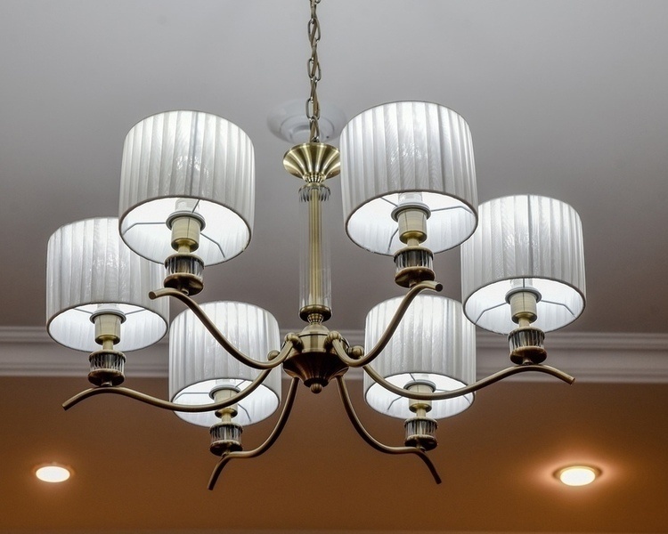     В Курске с 8 по 12 сентября отключат электричество на трех улицах