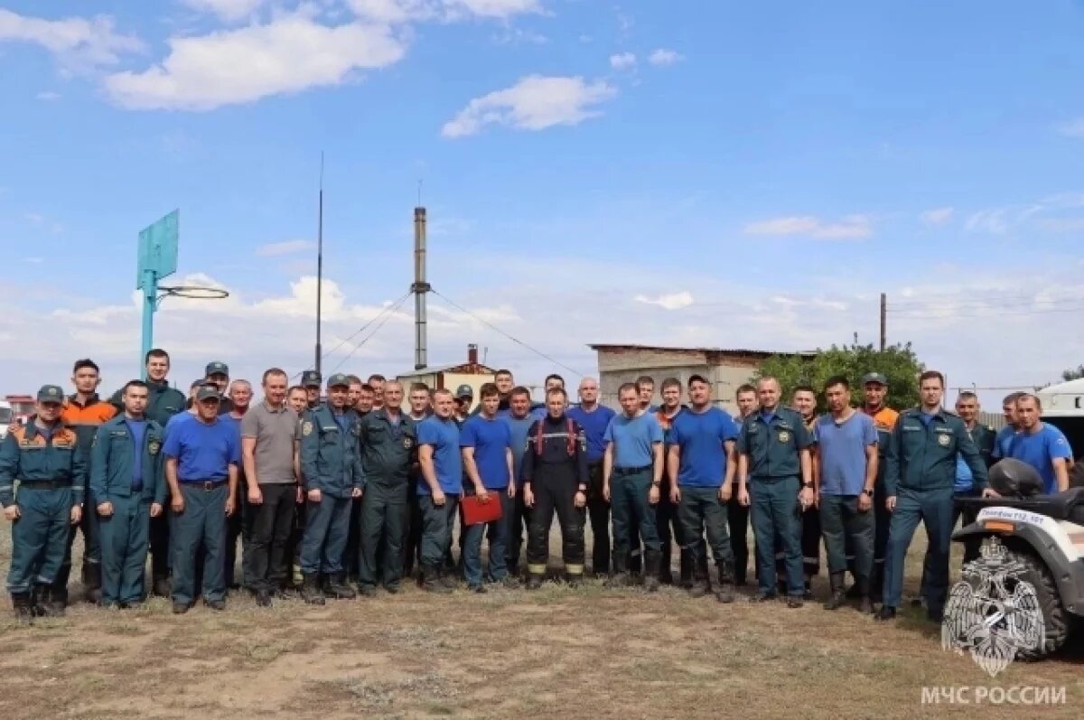    Тушение ландшафтного возгорания в Оренбуржье продолжалось почти сутки.