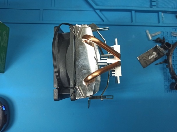 🔥 AeroCool Air Frost 2: бюджетный кулер с ARGB и HCTT за свои деньги?