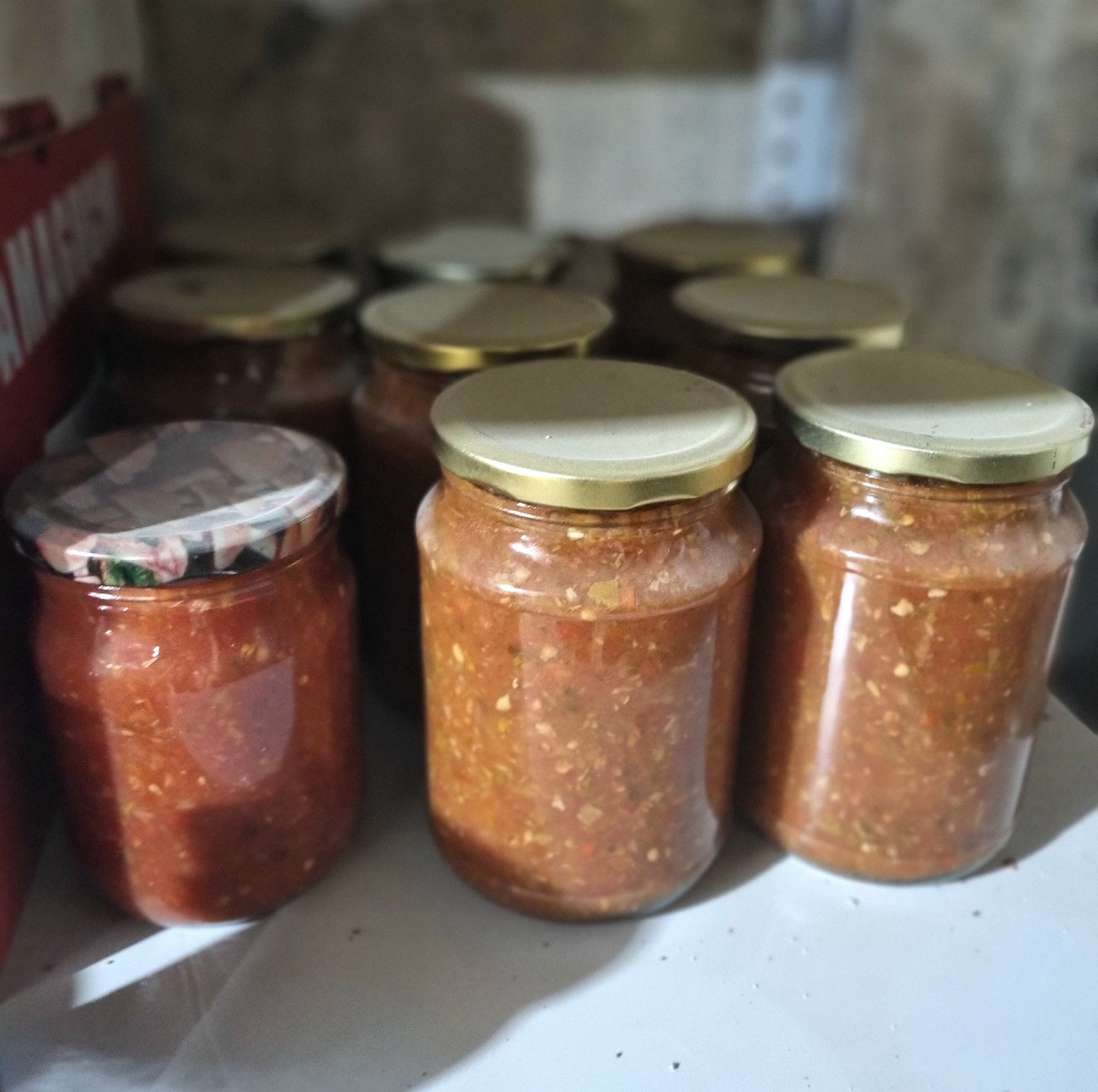 Фото: Зеленая леди, сад, семья и томатный сок