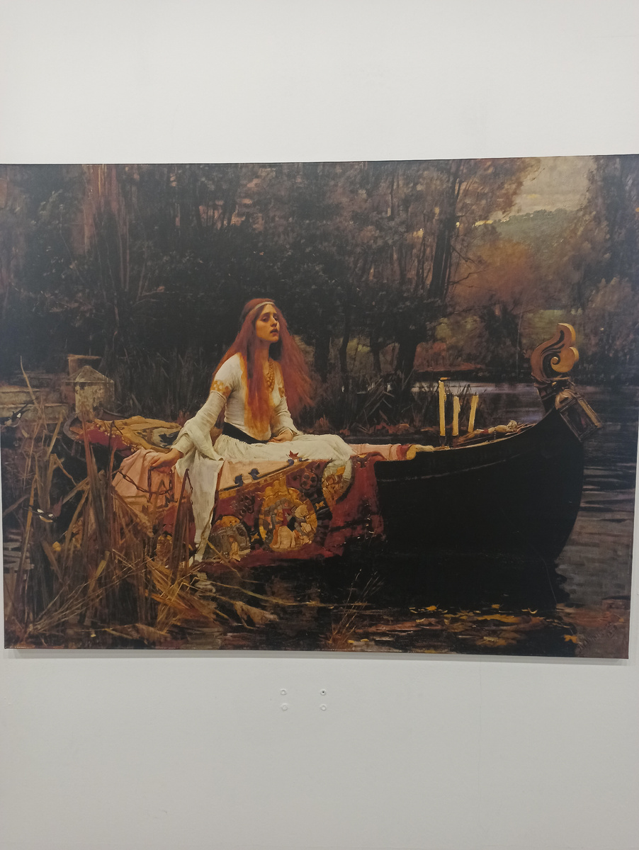 Джона Уильяма Уотерхауса "Волшебница Шалот"