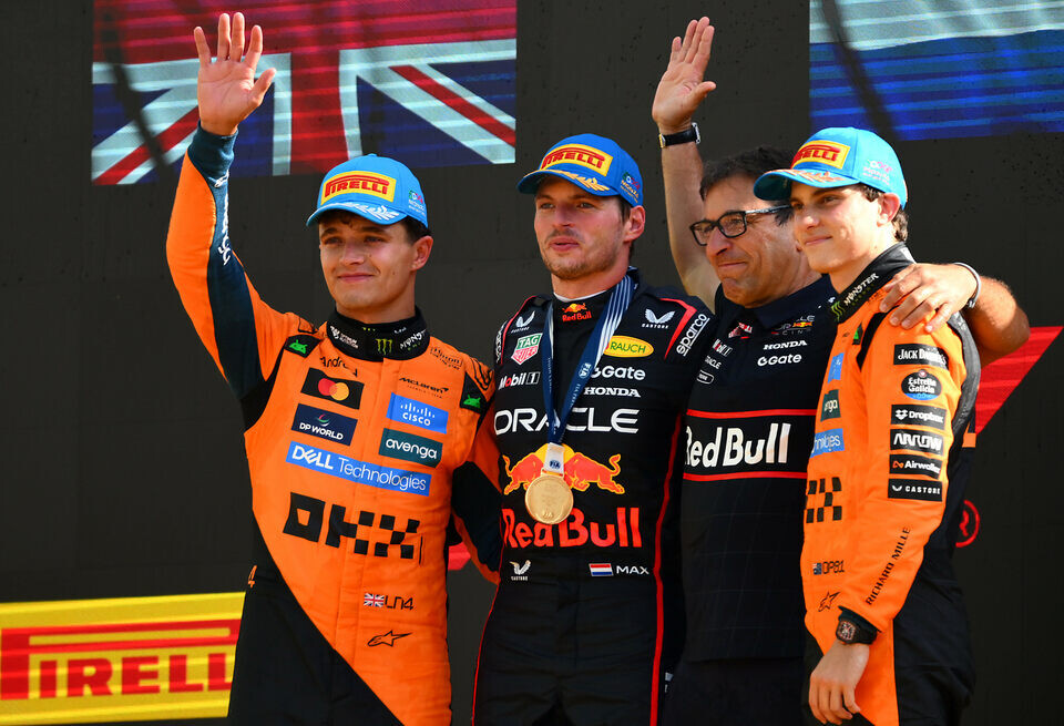    «Ха! Из-за медленного пит-стопа?» Макс Ферстаппен посмеялся над командной тактикой McLarenGetty Images / Red Bull Content Pool