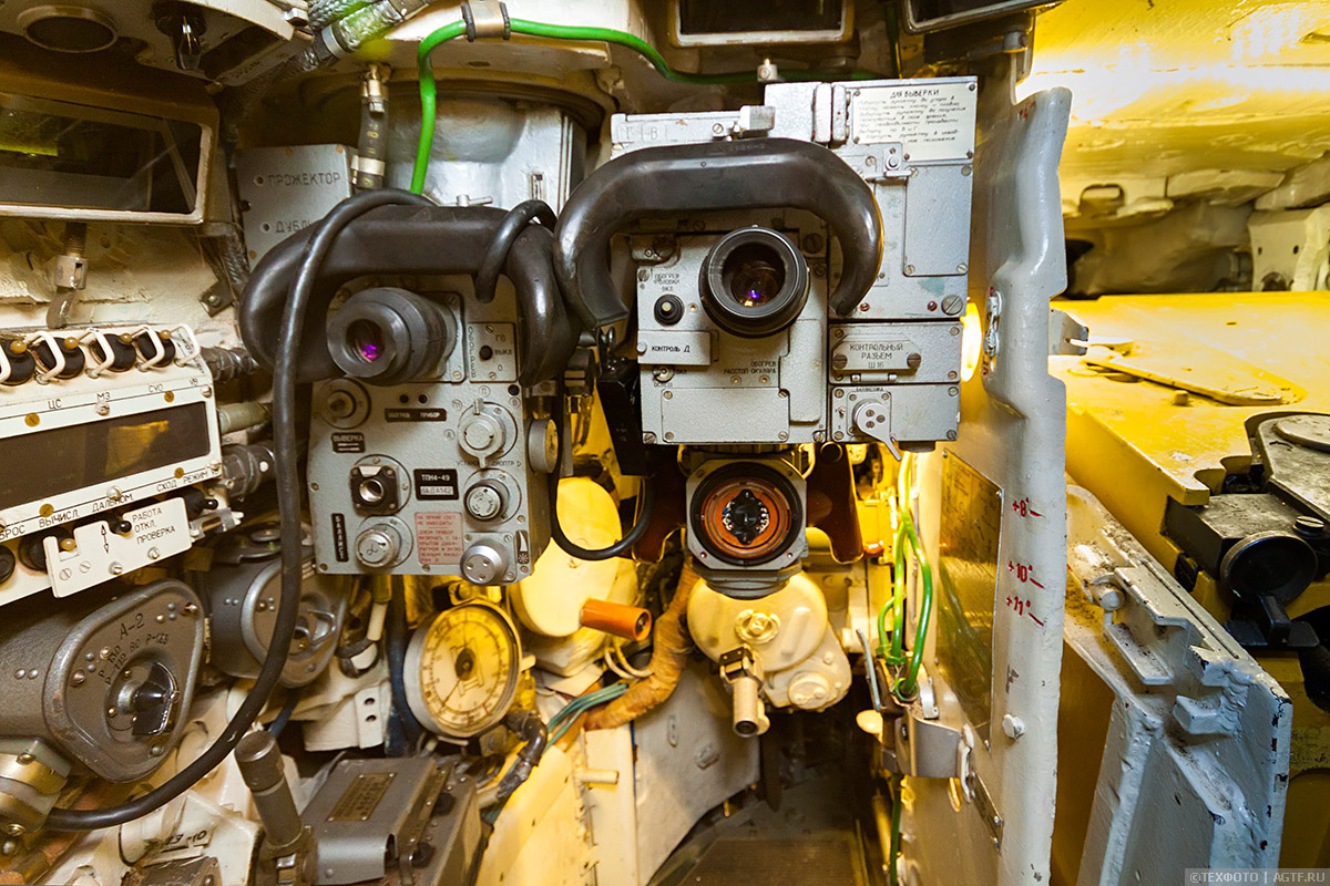 Рабочее место наводчика-оператора. Фото Моисеенков Андрей