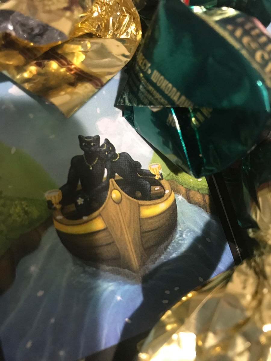 Доброго времени суток, моя великолепная гостья!)Тебе нет равных!!!!И знаешь почему?)Читай скорее его мысли о тебе….!)