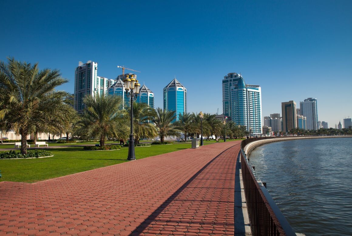 Шарджа (brightstorm / Canva)