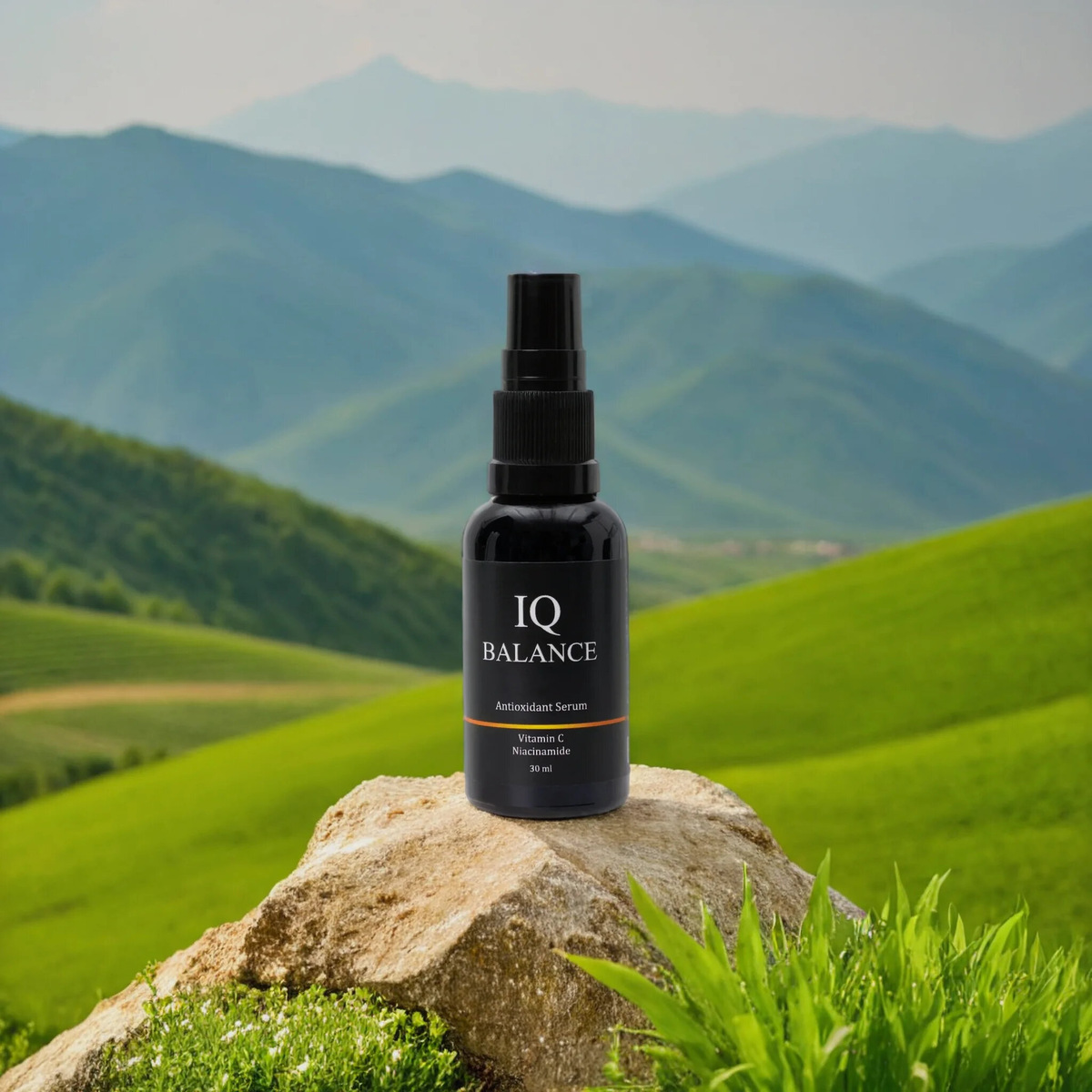 Увлажняющая сыворотка IQ BALANCE для лица с витамином С ниацинамидом и гиалуроновой кислотой. OZON: арт. 1723414889 WB: арт. 291381788