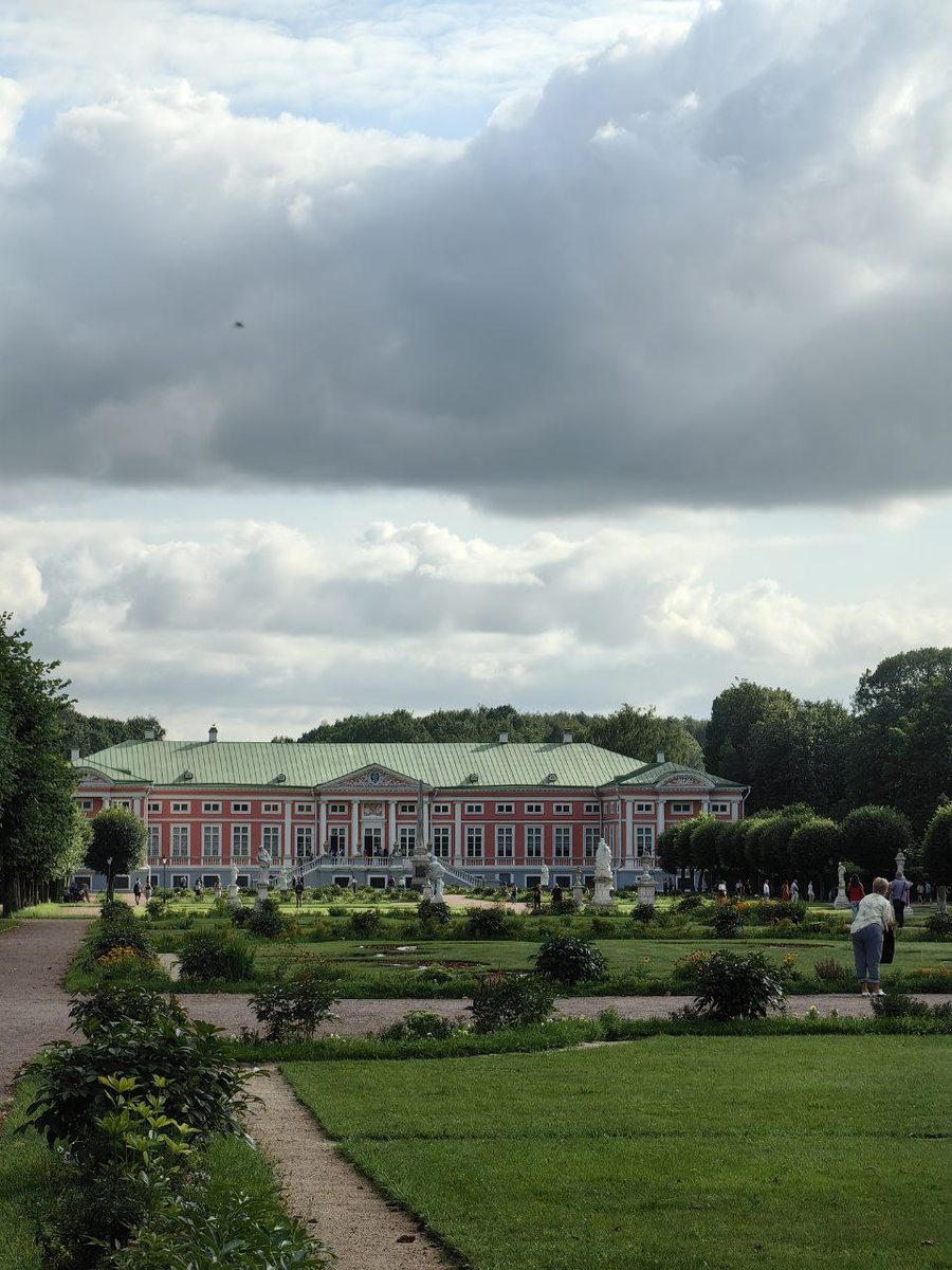 Дворец усадьбы Кусково – вид из партера