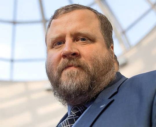    ОЛЕГ СЕРДЕЧНИКОВ: Директор по исследованиям Института энергетики и финансов Алексей Белогорьев