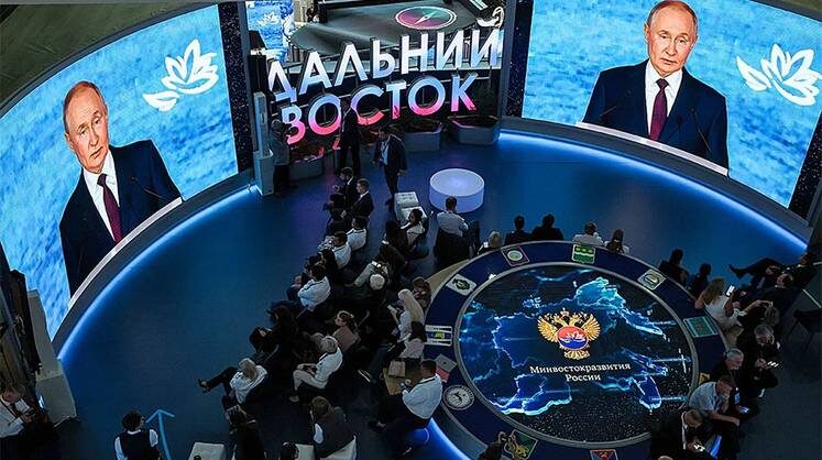    ПЕТР КОВАЛЕВ/ТАСС