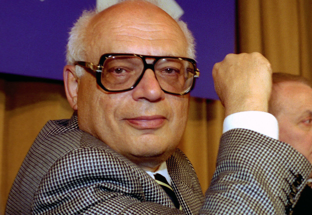 Владимир Ворошилов