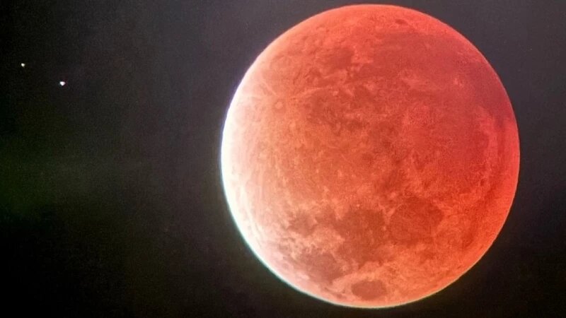     Лунное затмение «Наблюдательный Барнаул» во «ВКонтакте»