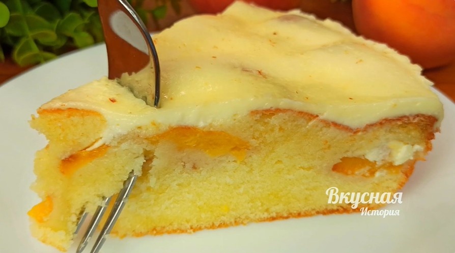 Один раз приготовила и внесла в список лучших рецептов. Обалденный пирог, который тает во рту.