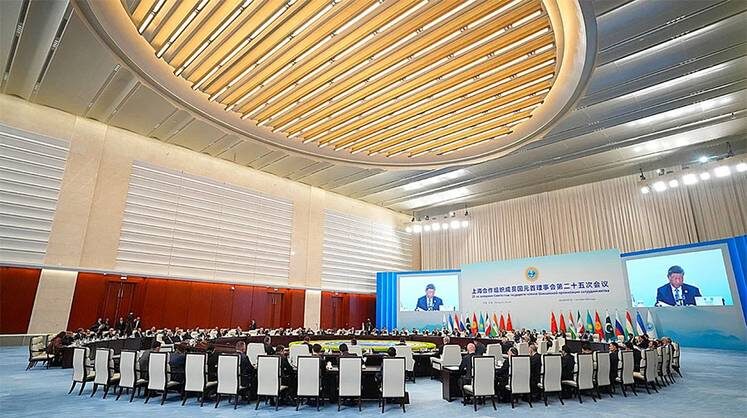    EPA/SUO TAKEKUMA / POOL Стоит только приветствовать принципиальное решение о создании Банка развития ШОС