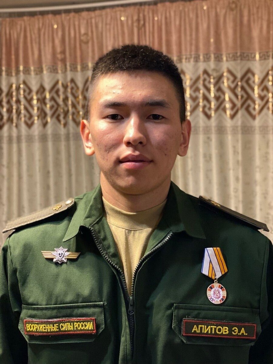    Погибший военный. Источник: "Алтай 04"