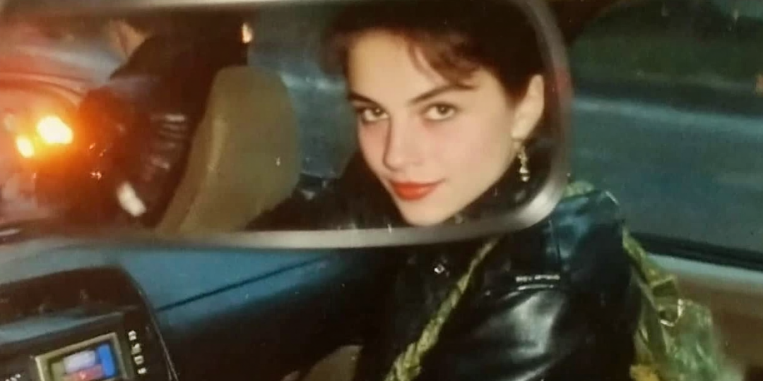 Таксист взял странную пассажирку, которая думает, что живёт в 1992 году