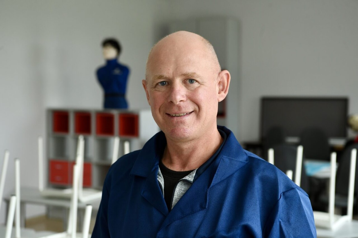    Учитель по ОБЗР школы в Ляскеля Кирилл Дорофеев. Фото: «Республика» / Оксана Кудряшова