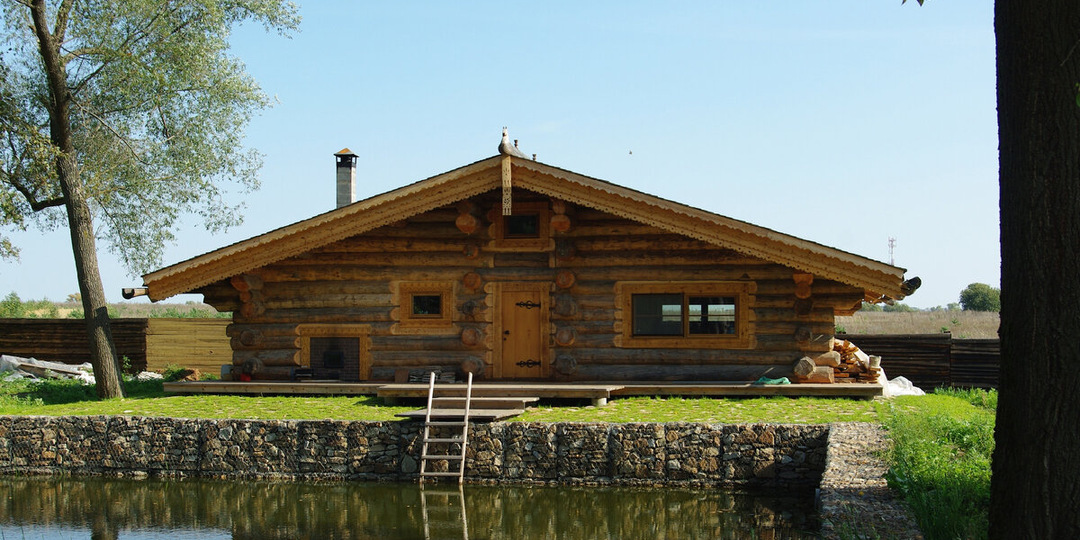 Проект Лужки — бревенчатая баня в традициях русского деревянного зодчества