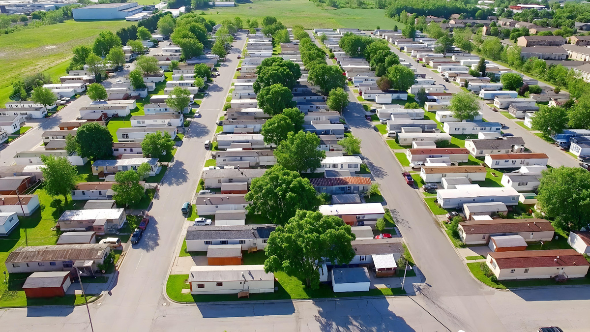 Почему американцы не стирают дома... а ходят в прачечные