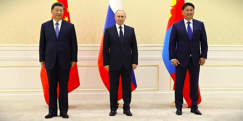 Встреча лидеров в Китае на переговорах в рамках ШОС и подписания меморандума о строительстве газопровода Сила Сибири 2