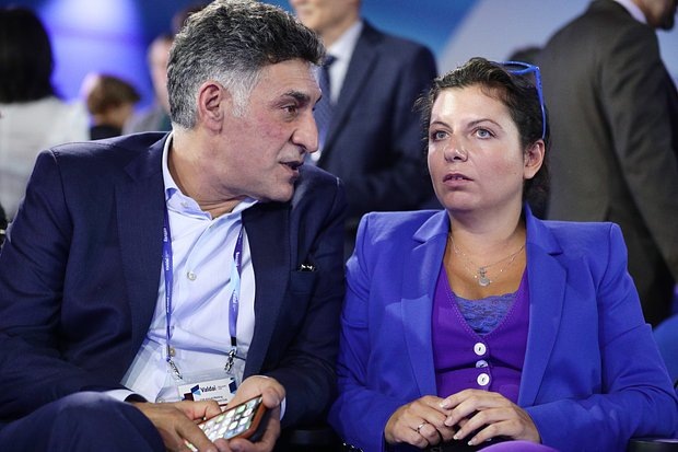    Тигран Кеосаян и Маргарита Симоньян. Фото: Владимир Смирнов / ТАСС