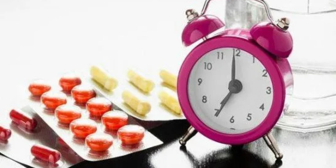 Как правильно принимать лекарства и чем запивать?