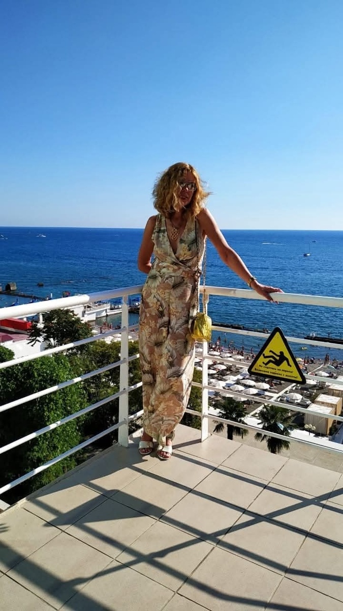 Художник Наталия Савина-Кустанович