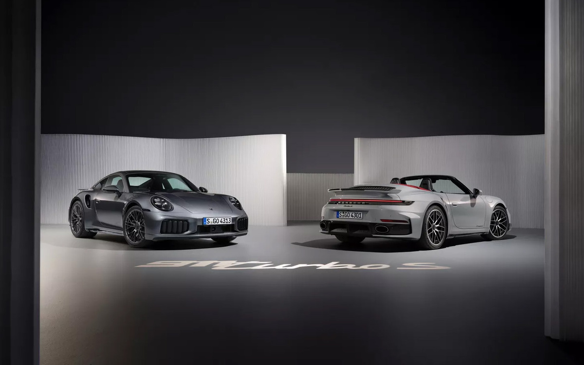 Porsche📷Porsche 911 Turbo S