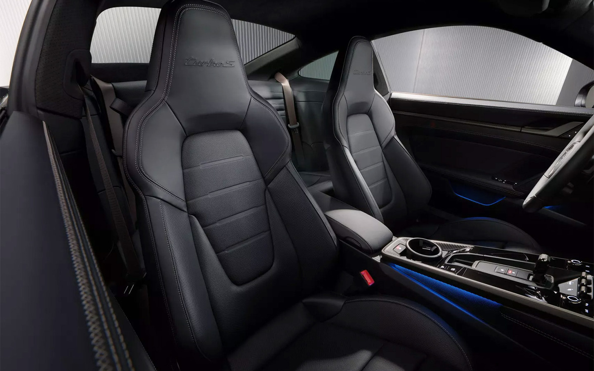 Porsche📷Porsche 911 Turbo S