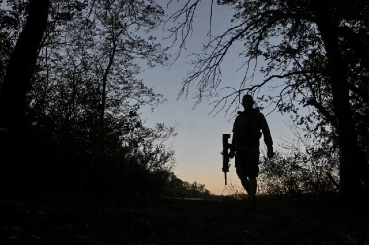    В телефонах солдат ВСУ нашли видео с расстрелами машин с мирными жителями