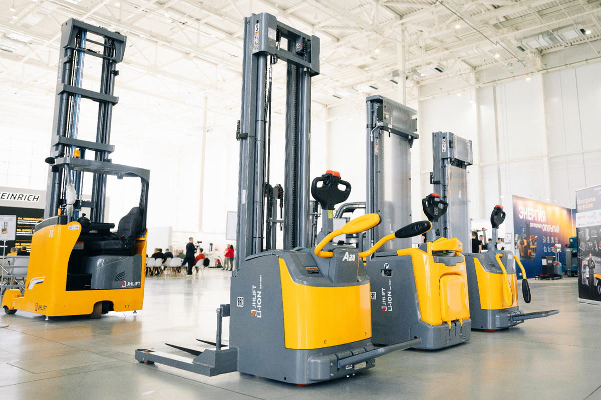 Сегодня эксплуатанты всё чаще делают выбор в пользу электрической складской техники