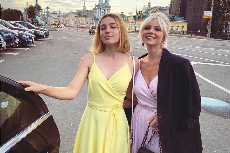 Елена Николаева и Ариадна