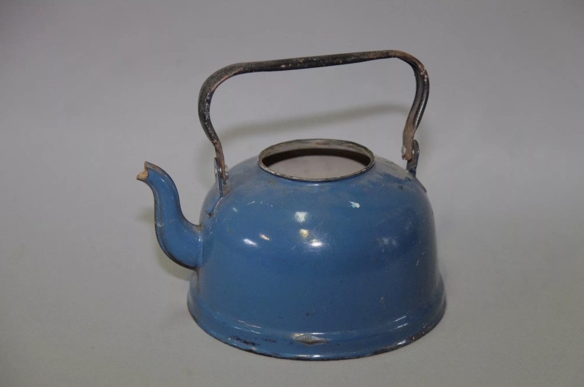 Таким был чайник до переделки