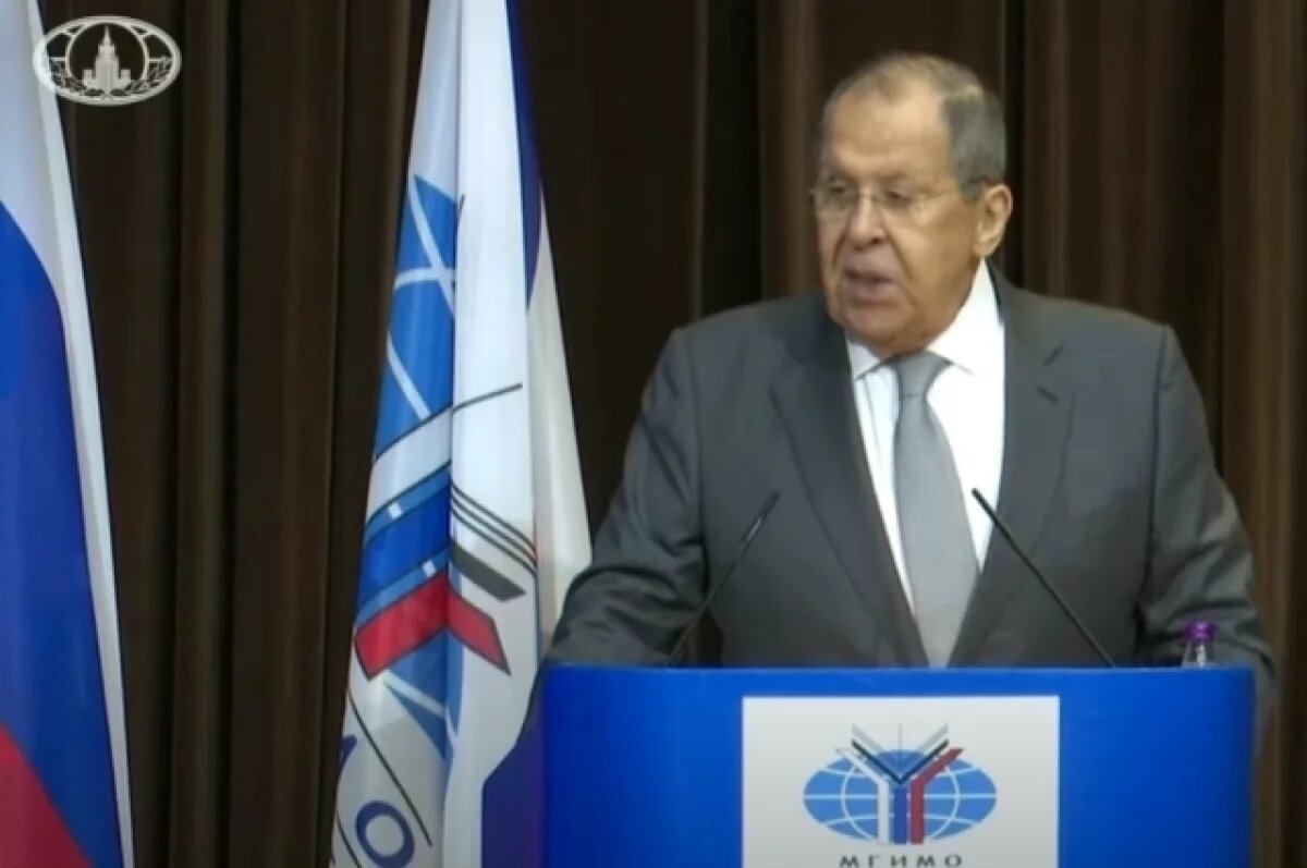    Лавров на встрече в МГИМО спел гимн вуза