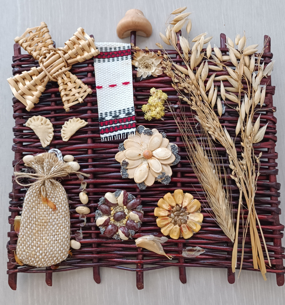 В детский сад для поделок людям нужно оказалось 😉