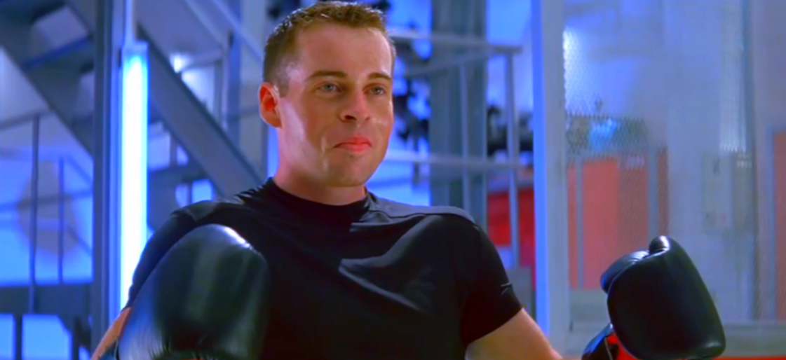 Брэдли Джеймс Алан в фильме "Великолепный"