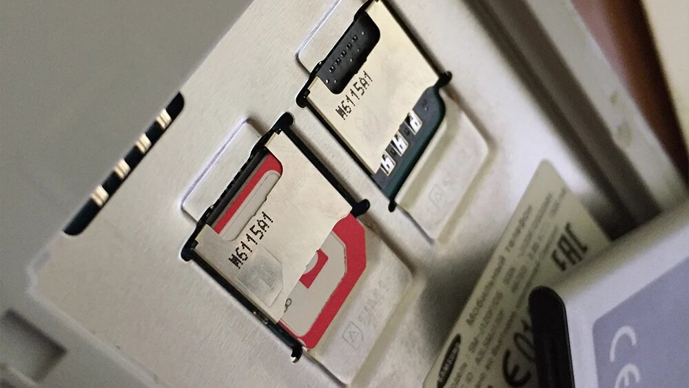    Сотрудник салона связи продавал SIM-карты регионального оператора связи на основании фотографий паспортов // Фото: архив НТР 24