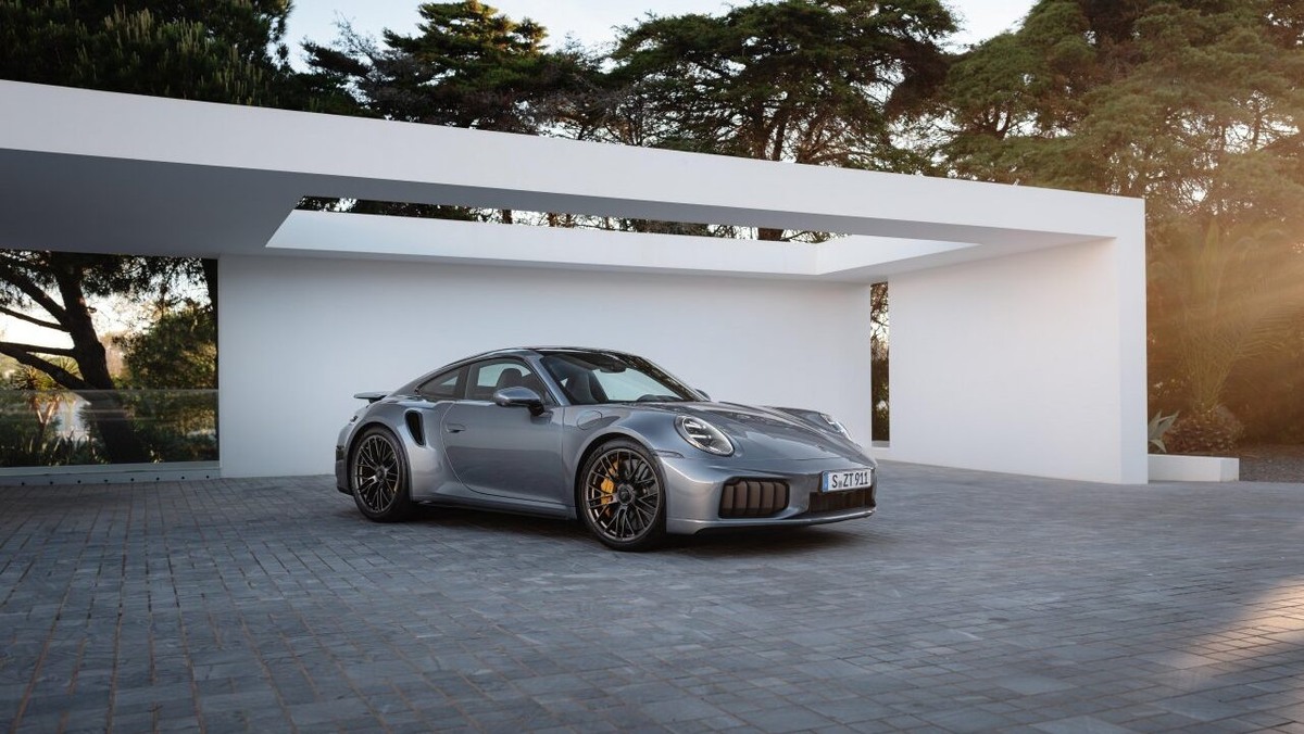    Porsche 911 Turbo S. Фото Porsche