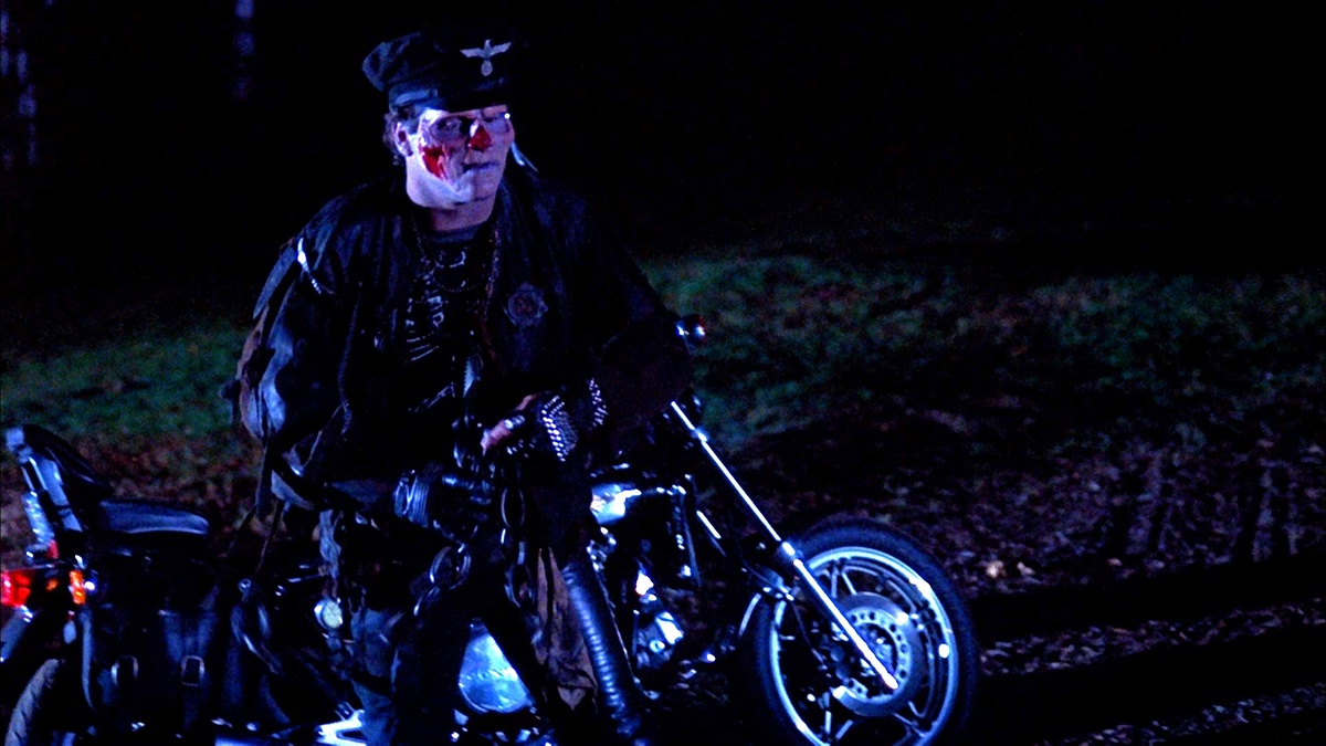  ФИЛЬМ НЕОНОВЫЕ МАНЬЯКИ (NEON MANIACS,ВОИНЫ ЖИВЫХ МЕРТВЕЦОВ)