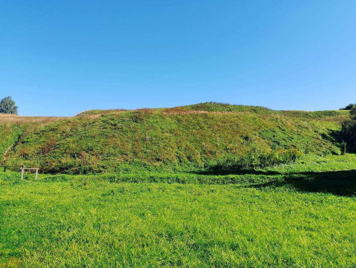 По истине неприступные холмы. Это только с фото кажется, что всё очень легко.