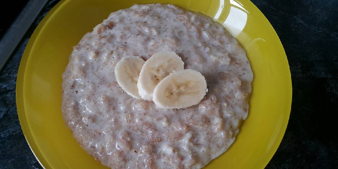 Что скрывает овсянка: 4 неприятных факта о любимой каше миллионов