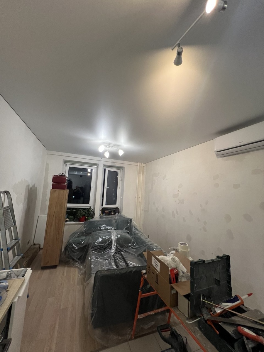 Обстановка в которой я проживаю с 1 сентября в р.п. Дрожжино, Московской области. Фото из личного архива автора.