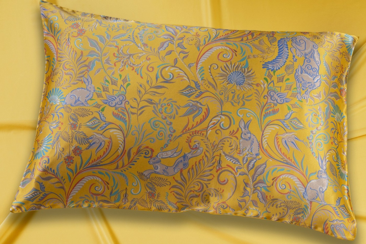 Mollen. Наволочка "Утро" в солнечно-желтом цвете, шелк 