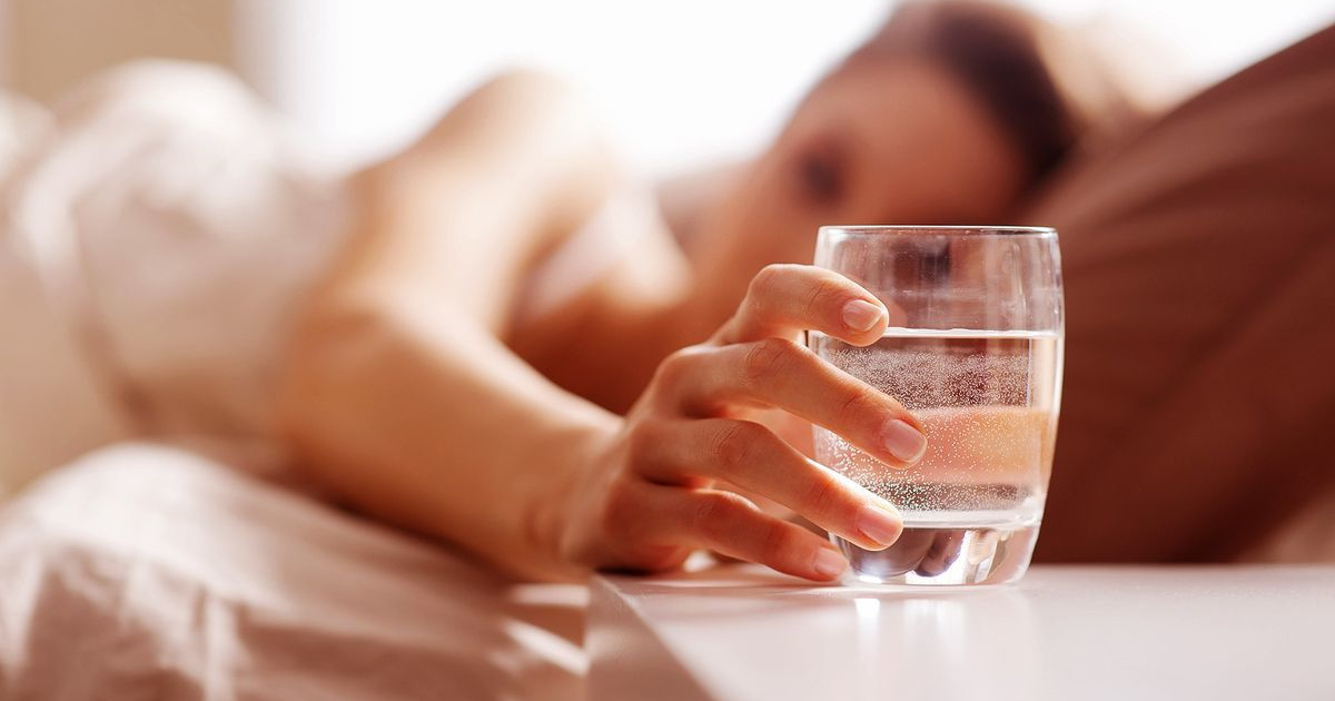 "Утренний стакан теплой воды — первый шаг к бодрому дню."