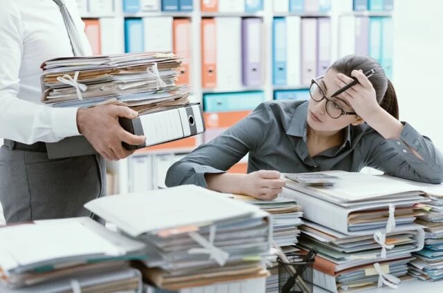    Может ли работодатель отказать в отпуске за свой счет?