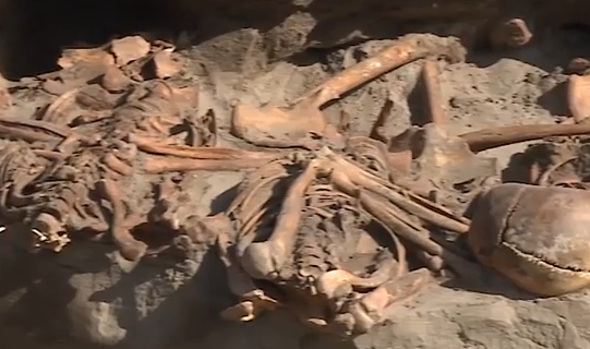     На месте раскопок в центре Красноярска археологи нашли останки 30 человек