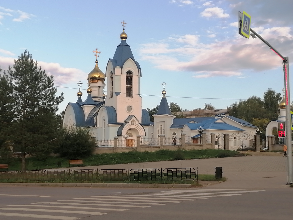 Церковь  Введения во храм Пресвятой Богородицы.