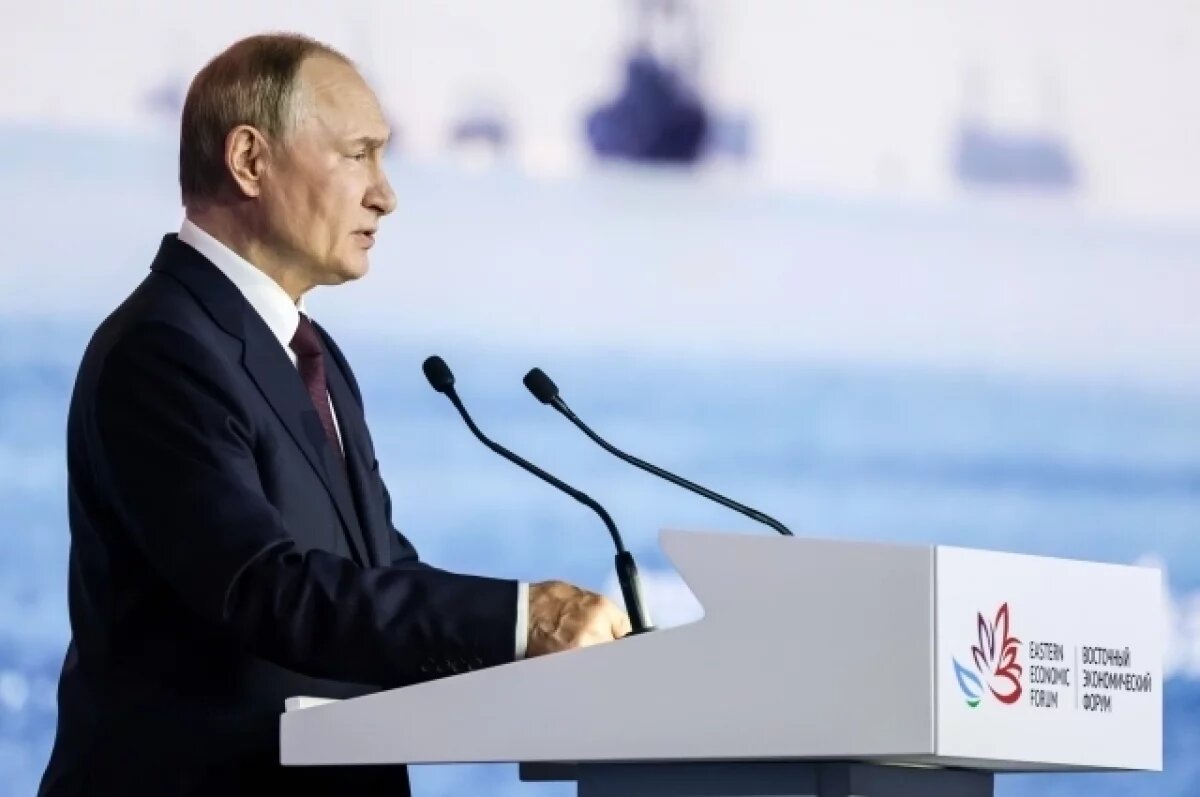    Путин наградил многодетную мать и педагогов из Коми орденом и медалями