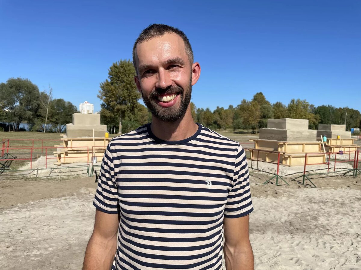 Член Московского Союза Художников, скульптор из Беларуси Вадим Бандарец стал призером на американском фестивале песочных скульптур
© Photo : Из личного архива Вадима Бандарца