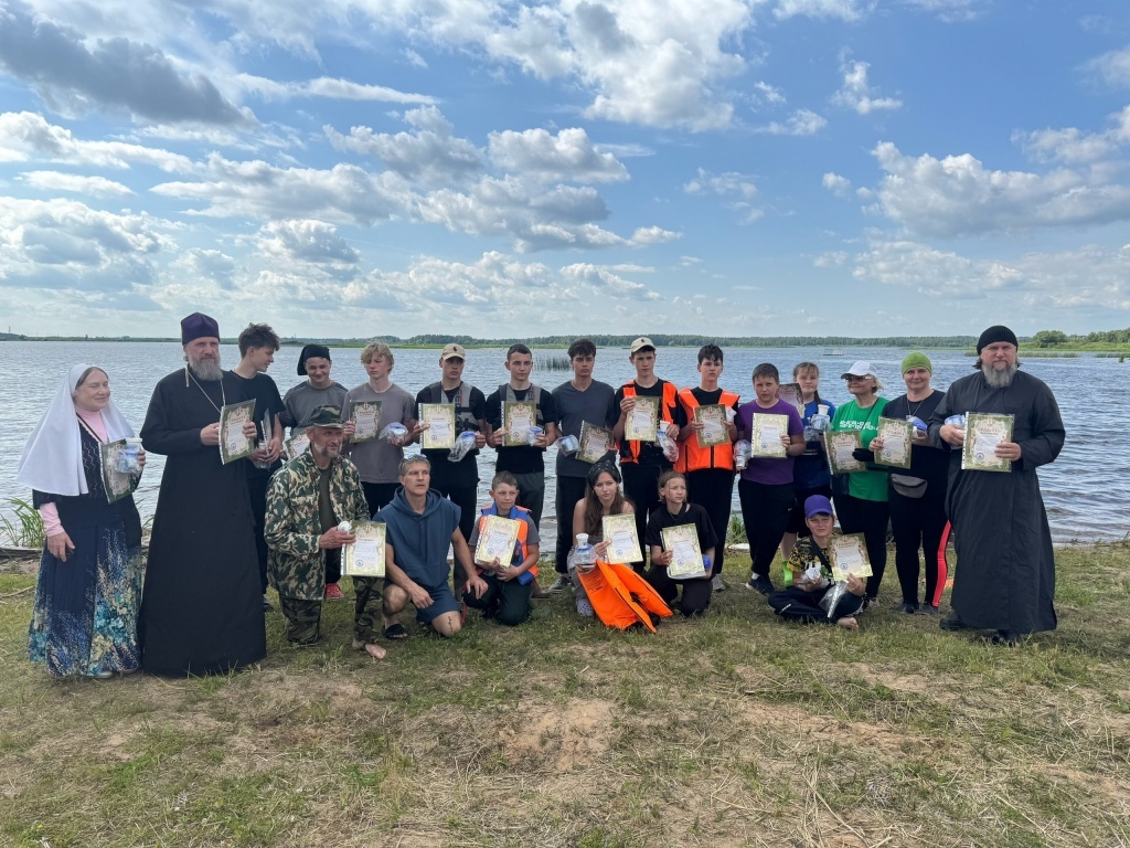 В Твери молодой человек устроился в магазин грузчиком и украл там два айфона